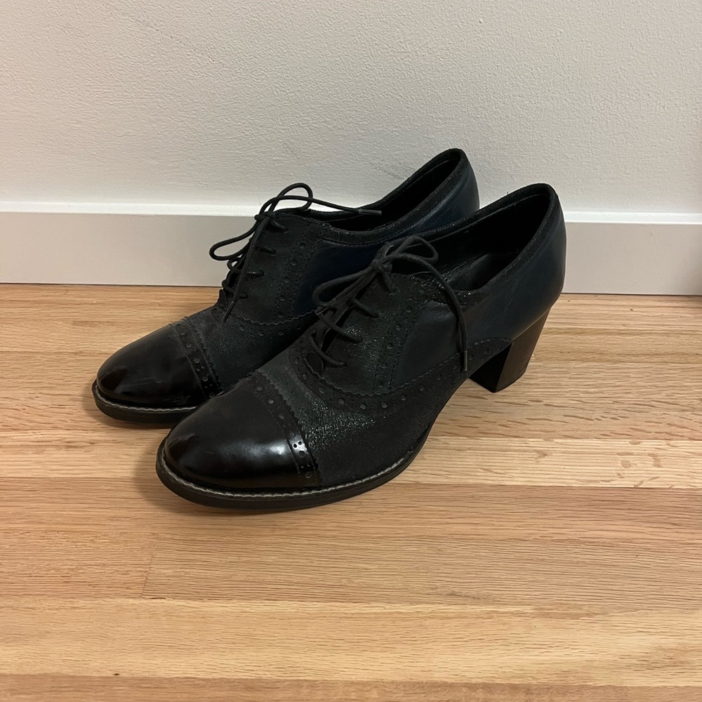 Chic Black Women's Lace-Up Heels